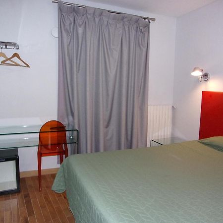 Hotel De Lorraine Paris Dış mekan fotoğraf