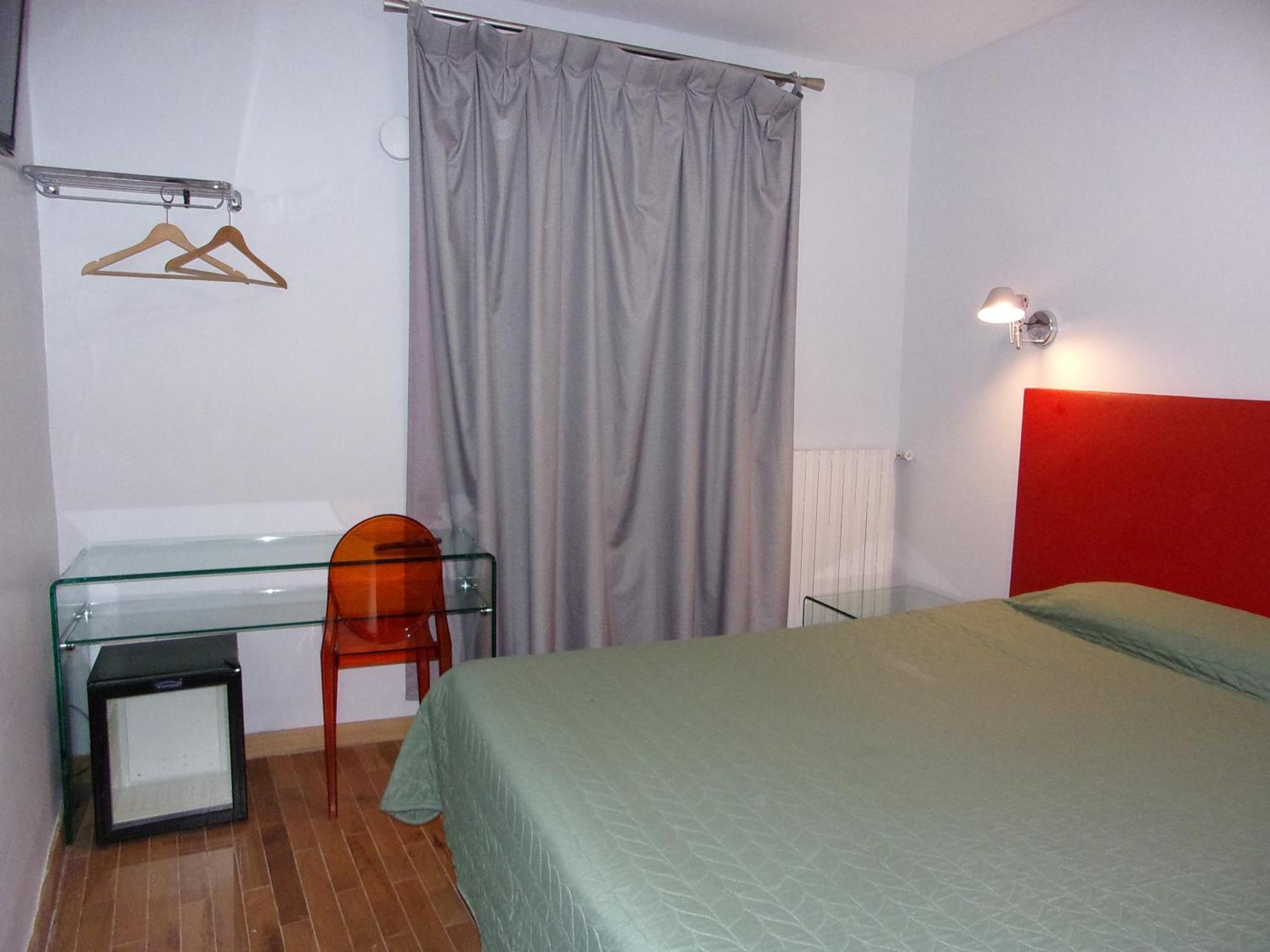 Hotel De Lorraine Paris Dış mekan fotoğraf